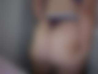 Hotpinkcheeto's Live Sex Cam Show