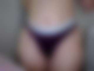 Hotpinkcheeto's Live Sex Cam Show