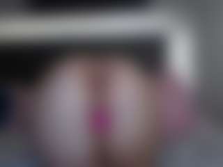 Hotpinkcheeto's Live Sex Cam Show