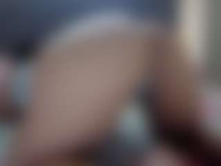 Hotpinkcheeto's Live Sex Cam Show
