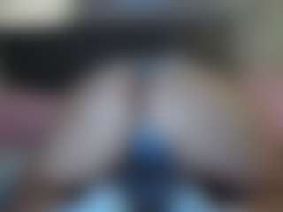 Hotpinkcheeto's Live Sex Cam Show
