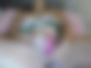 Hotpinkcheeto's Live Sex Cam Show