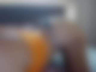 Hotpinkcheeto's Live Sex Cam Show
