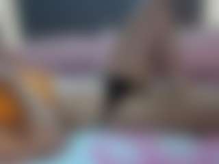 Hotpinkcheeto's Live Sex Cam Show