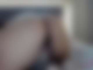 Hotpinkcheeto's Live Sex Cam Show