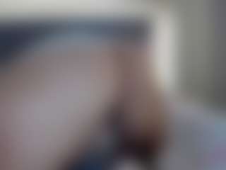 Hotpinkcheeto's Live Sex Cam Show