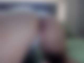 Hotpinkcheeto's Live Sex Cam Show