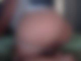 Hotpinkcheeto's Live Sex Cam Show