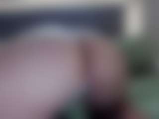 Hotpinkcheeto's Live Sex Cam Show