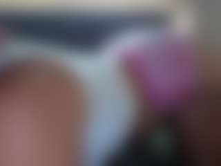 Hotpinkcheeto's Live Sex Cam Show