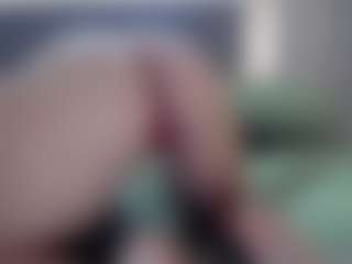 Hotpinkcheeto's Live Sex Cam Show