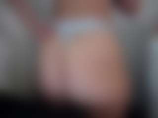 Hotpinkcheeto's Live Sex Cam Show