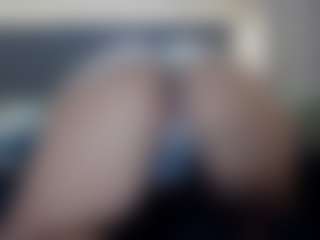 Hotpinkcheeto's Live Sex Cam Show