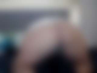 Hotpinkcheeto's Live Sex Cam Show