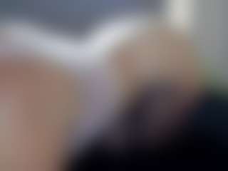 Hotpinkcheeto's Live Sex Cam Show