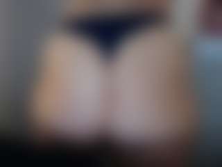 Hotpinkcheeto's Live Sex Cam Show