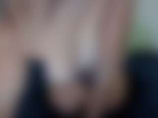 Hotpinkcheeto's Live Sex Cam Show
