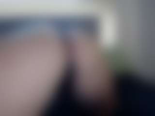 Hotpinkcheeto's Live Sex Cam Show