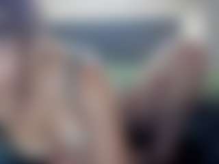 Hotpinkcheeto's Live Sex Cam Show