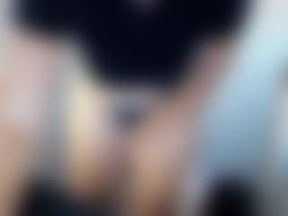 Hotpinkcheeto's Live Sex Cam Show