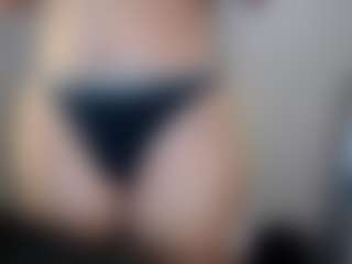 Hotpinkcheeto's Live Sex Cam Show