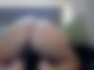 Hotpinkcheeto's Live Sex Cam Show