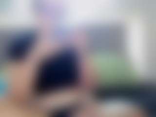 Hotpinkcheeto's Live Sex Cam Show