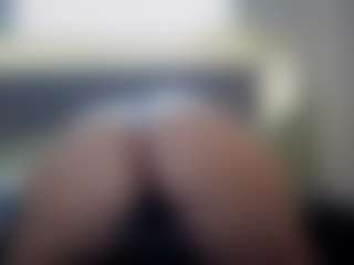 Hotpinkcheeto's Live Sex Cam Show