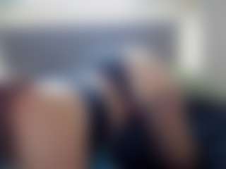 Hotpinkcheeto's Live Sex Cam Show