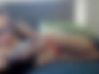 Hotpinkcheeto's Live Sex Cam Show