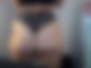 Hotpinkcheeto's Live Sex Cam Show