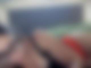 Hotpinkcheeto's Live Sex Cam Show
