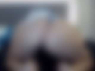 Hotpinkcheeto's Live Sex Cam Show