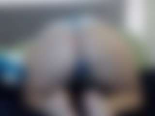 Hotpinkcheeto's Live Sex Cam Show