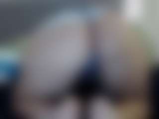 Hotpinkcheeto's Live Sex Cam Show