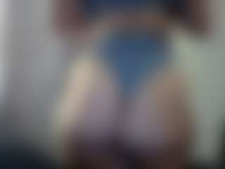 Hotpinkcheeto's Live Sex Cam Show