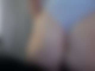 Hotpinkcheeto's Live Sex Cam Show