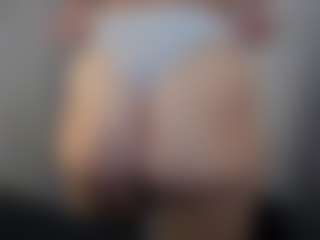 Hotpinkcheeto's Live Sex Cam Show