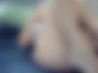 Hotpinkcheeto's Live Sex Cam Show