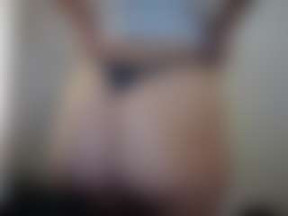 Hotpinkcheeto's Live Sex Cam Show