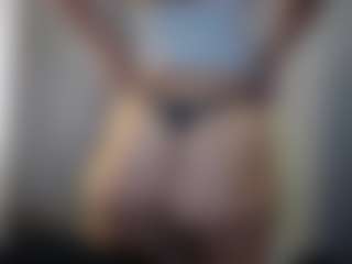 Hotpinkcheeto's Live Sex Cam Show