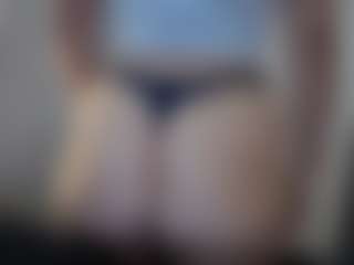 Hotpinkcheeto's Live Sex Cam Show