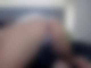 Hotpinkcheeto's Live Sex Cam Show