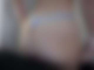 Hotpinkcheeto's Live Sex Cam Show