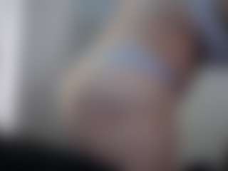 Hotpinkcheeto's Live Sex Cam Show