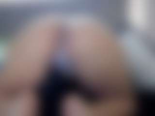Hotpinkcheeto's Live Sex Cam Show