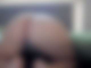 Hotpinkcheeto's Live Sex Cam Show