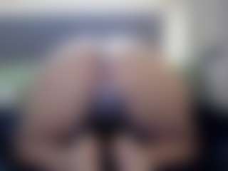 Hotpinkcheeto's Live Sex Cam Show