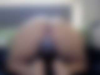 Hotpinkcheeto's Live Sex Cam Show
