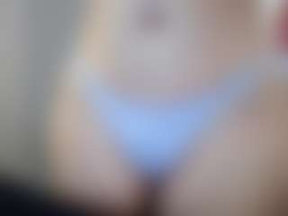 Hotpinkcheeto's Live Sex Cam Show